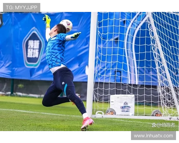 32岁凯恩状态爆棚12场狂轰20球仅1场哑火解约金6500万引热议